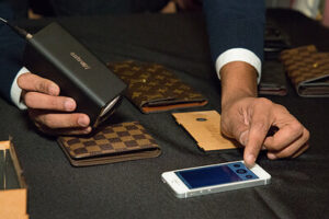 Authenticate and pawn designer accessories for the most cash possible at Oro Express Chandler